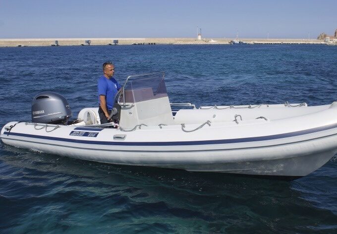 Escursione in gommone da Arbatax a Cala Luna