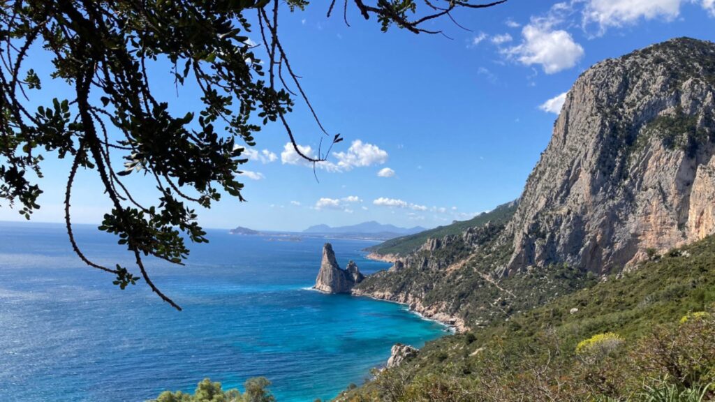 Panorama su spiaggia di Forrola