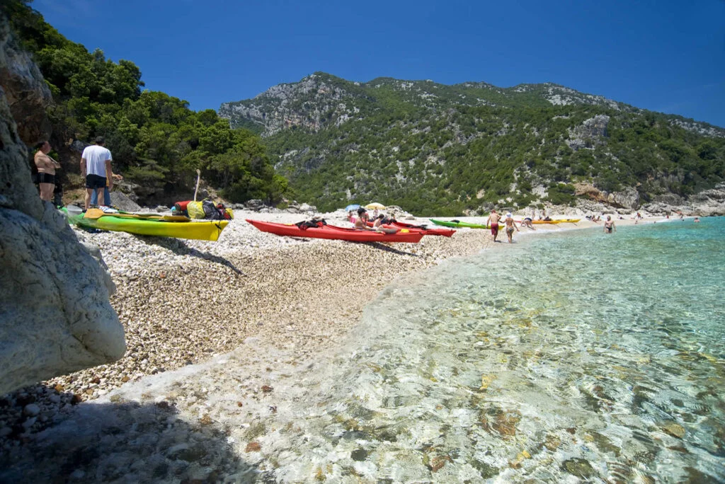 Turisti in spiaggia