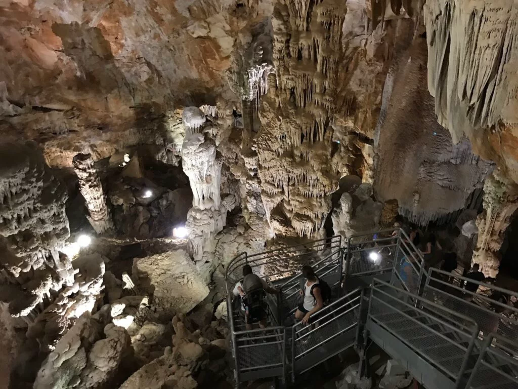 Visita alla Grotta di Ispinigoli