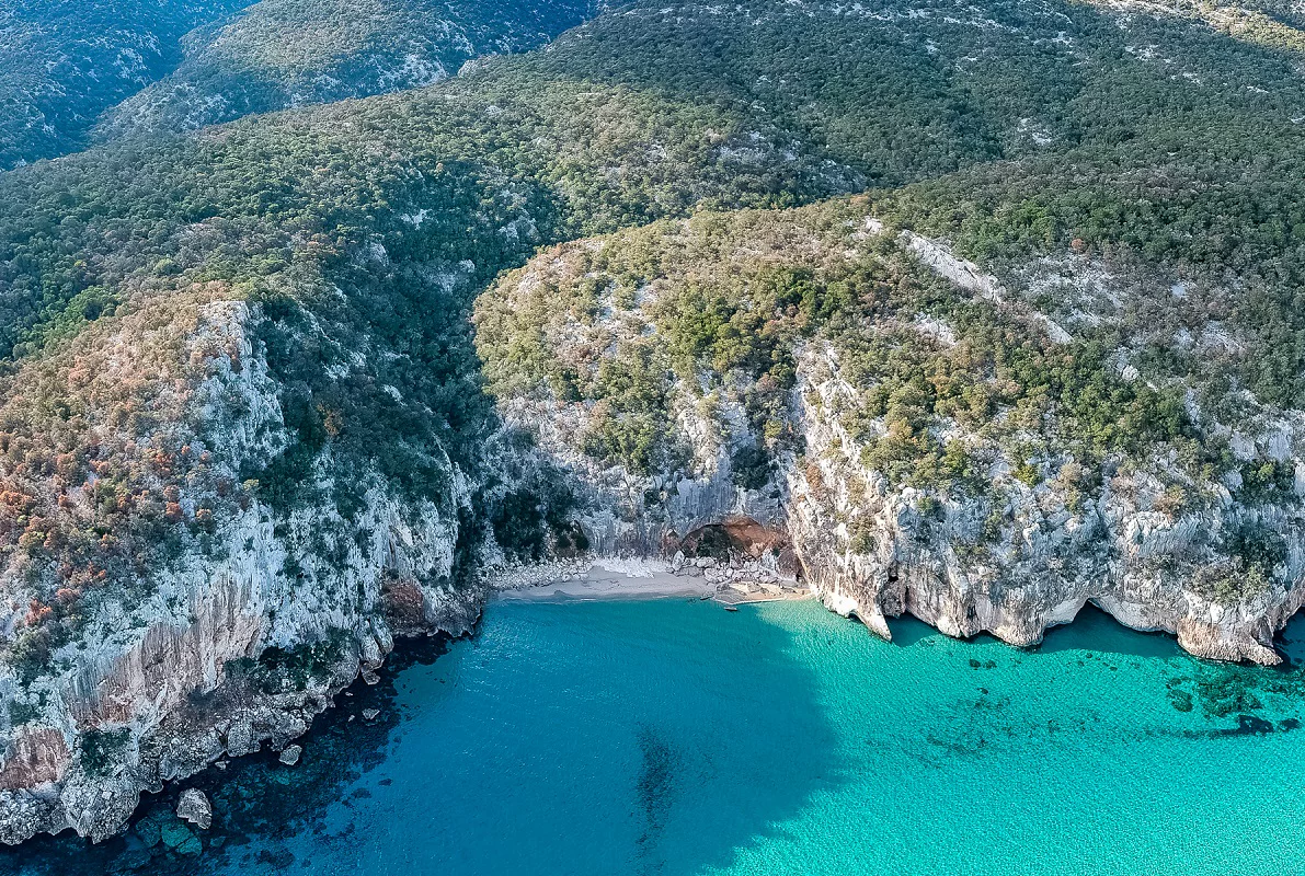 Ziu Santoru: una delle calette più suggestive del Golfo di Orosei