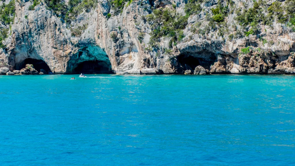 Grotte del Bue Marino: un’atmosfera affascinante e senza tempo